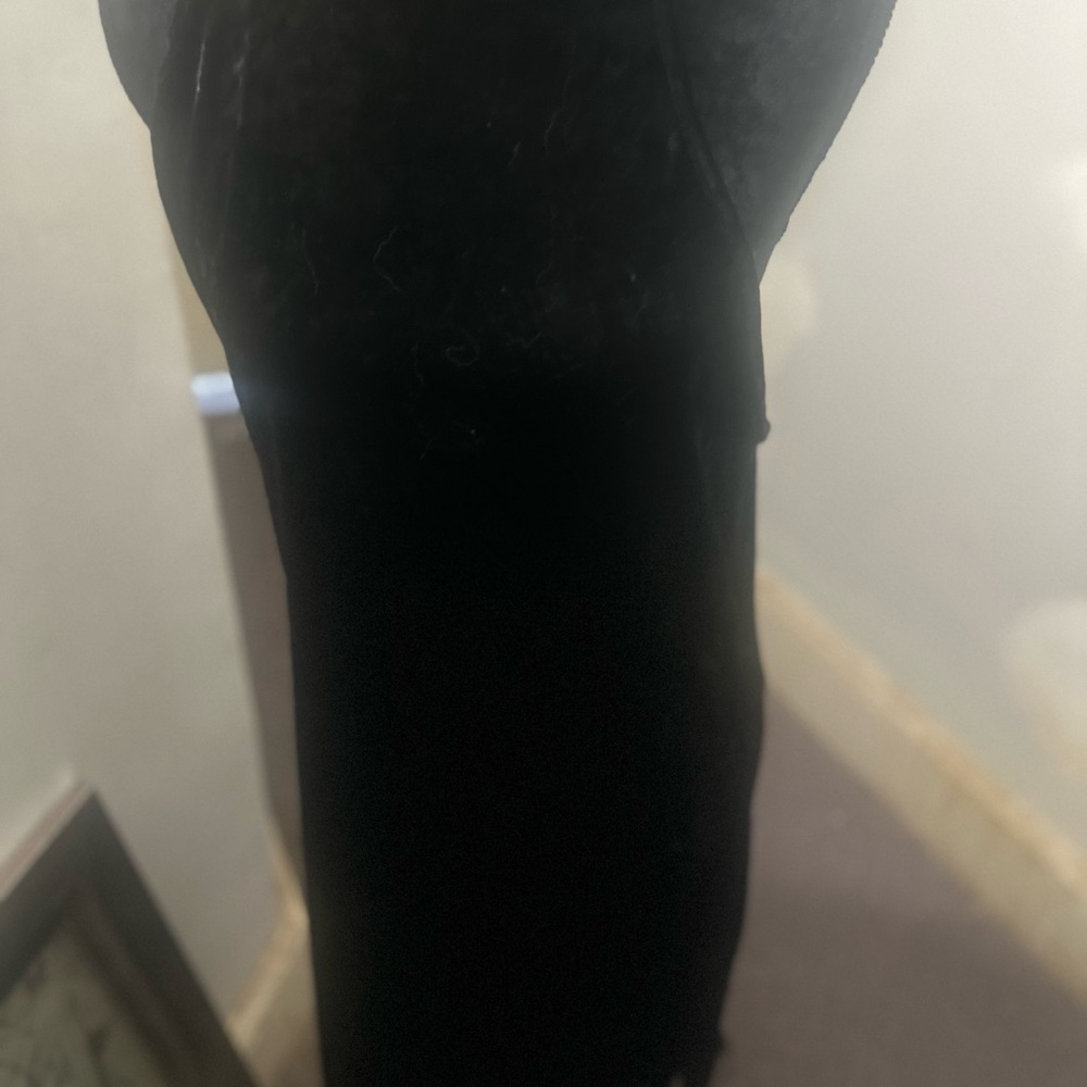 Many Many Black Sleeveless Faux Crush Velvet Dress